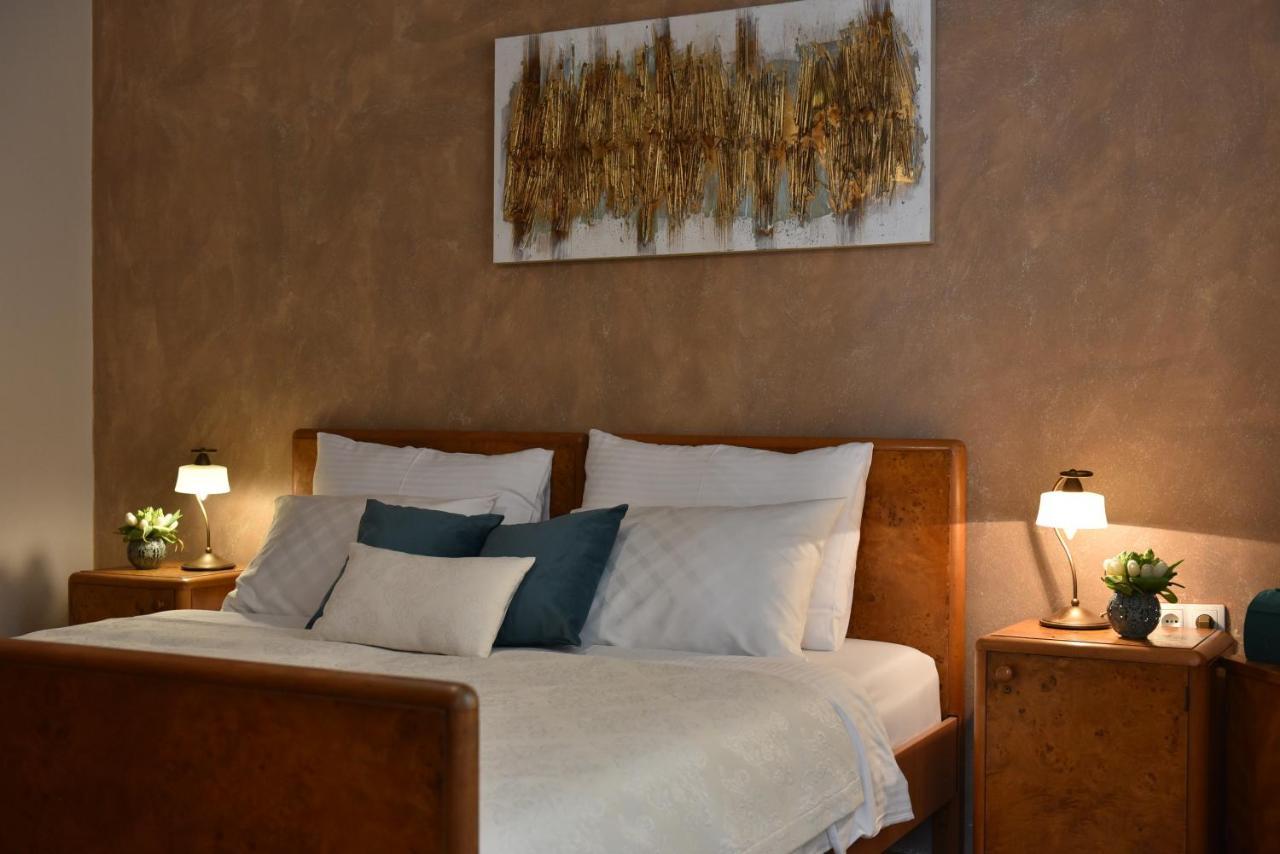 Zadar Center Beach Apartment - Directly On The Sea ภายนอก รูปภาพ