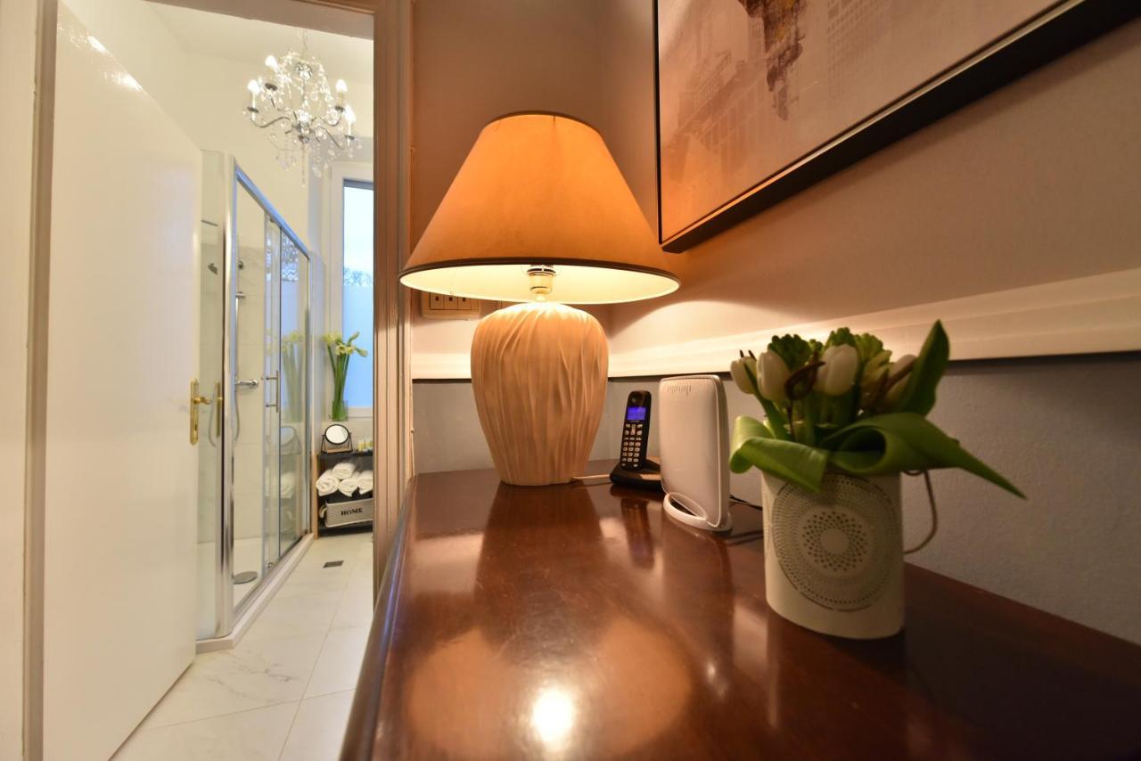 Zadar Center Beach Apartment - Directly On The Sea ภายนอก รูปภาพ