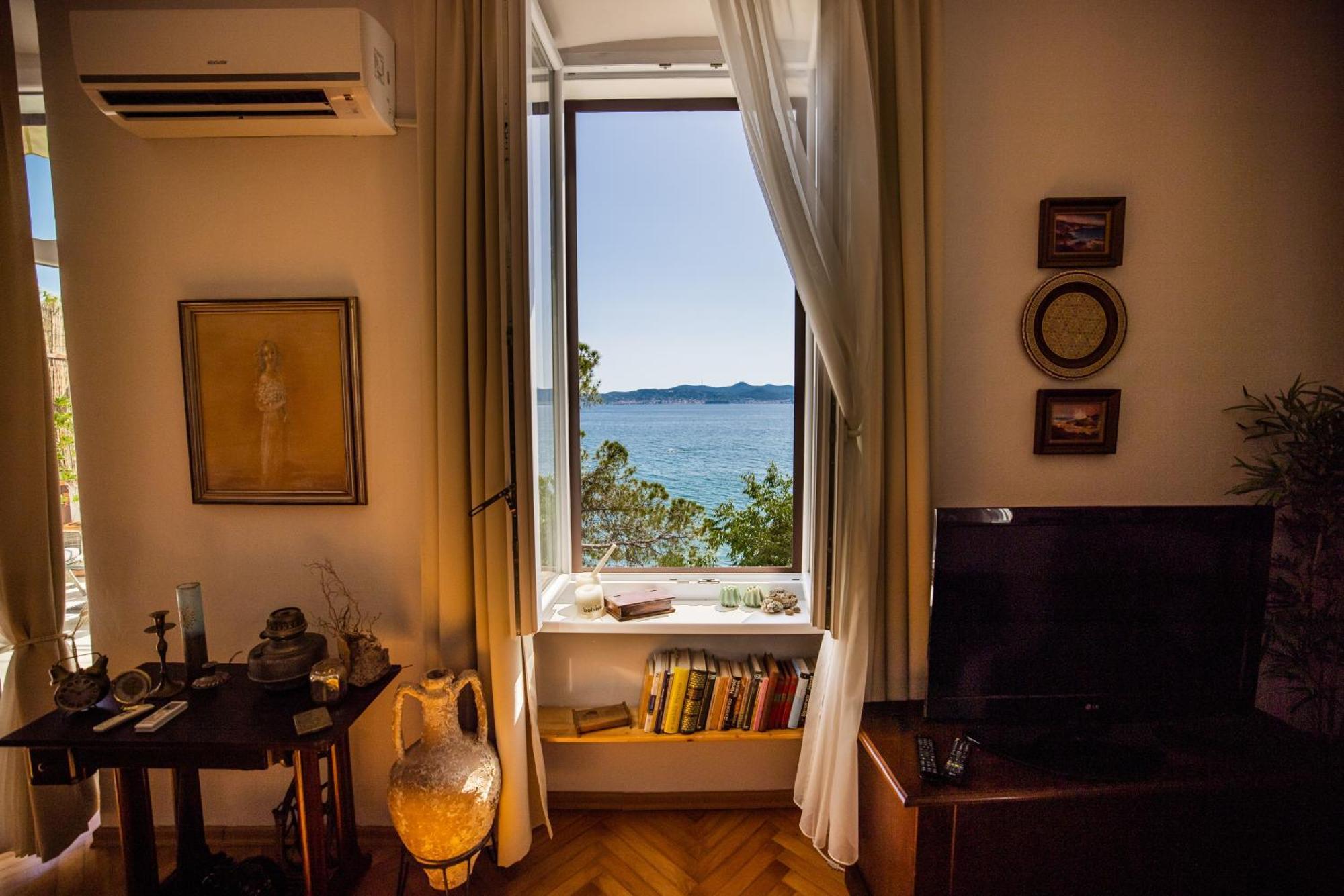 Zadar Center Beach Apartment - Directly On The Sea ภายนอก รูปภาพ