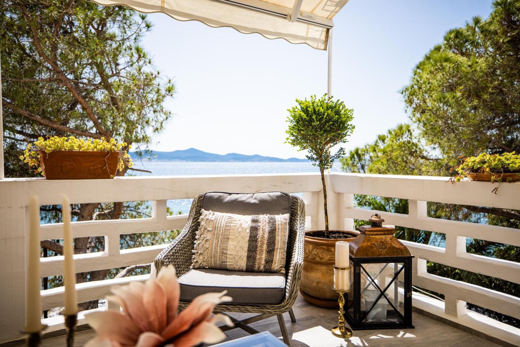 Zadar Center Beach Apartment - Directly On The Sea ภายนอก รูปภาพ