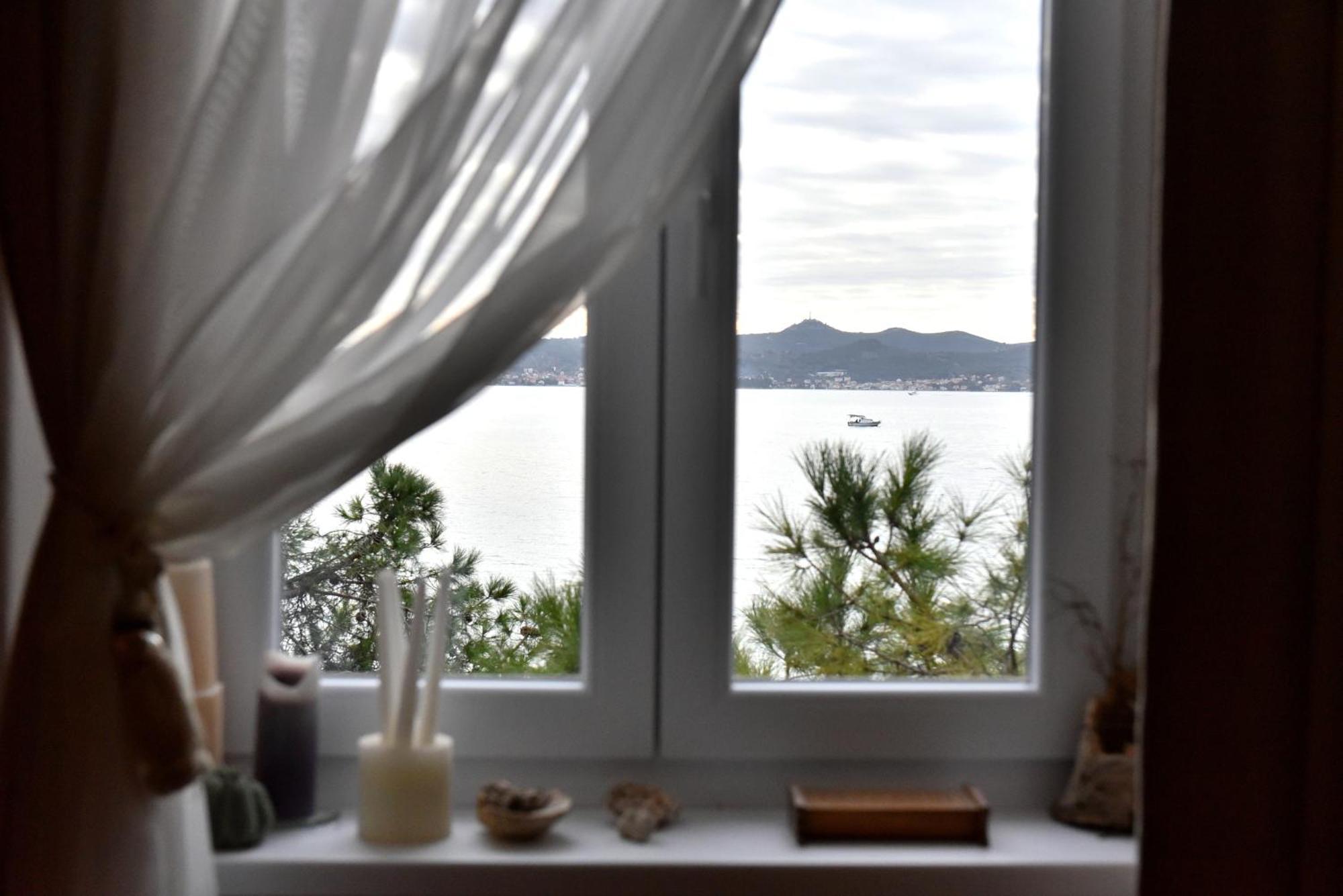Zadar Center Beach Apartment - Directly On The Sea ภายนอก รูปภาพ